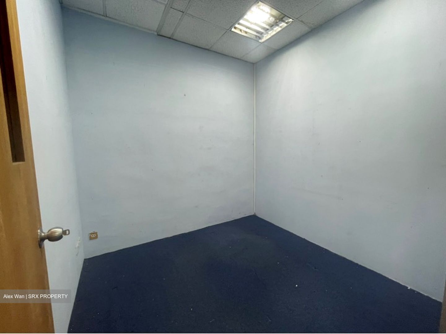 Sim Lim Tower (D8), Shop House #603693651